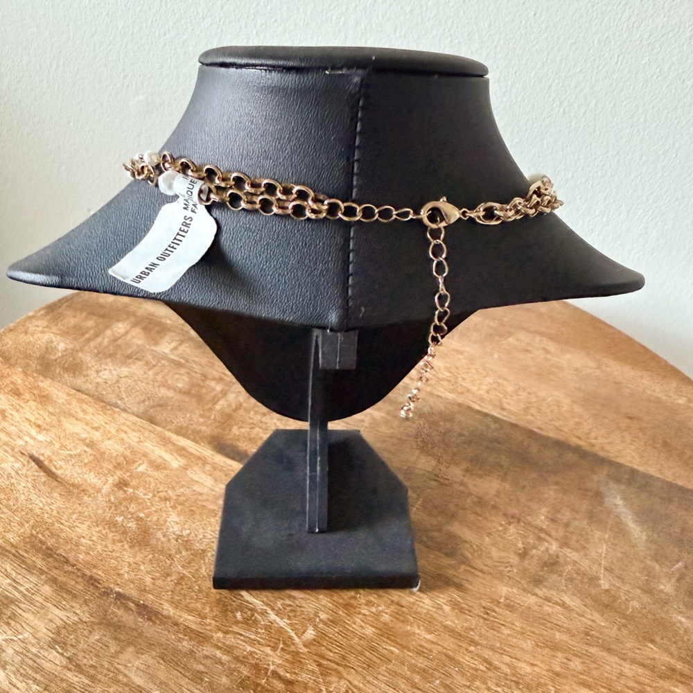 Sold! NWT Urban Outfitters Tea Party Layer Necklace OS - Picture 4 of 4
